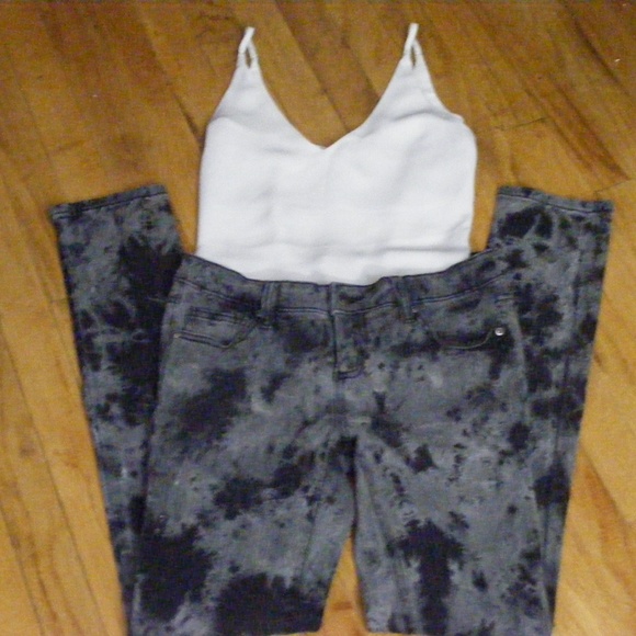 Forever 21 Black and Grey Jeans EUC - Picture 5 of 8